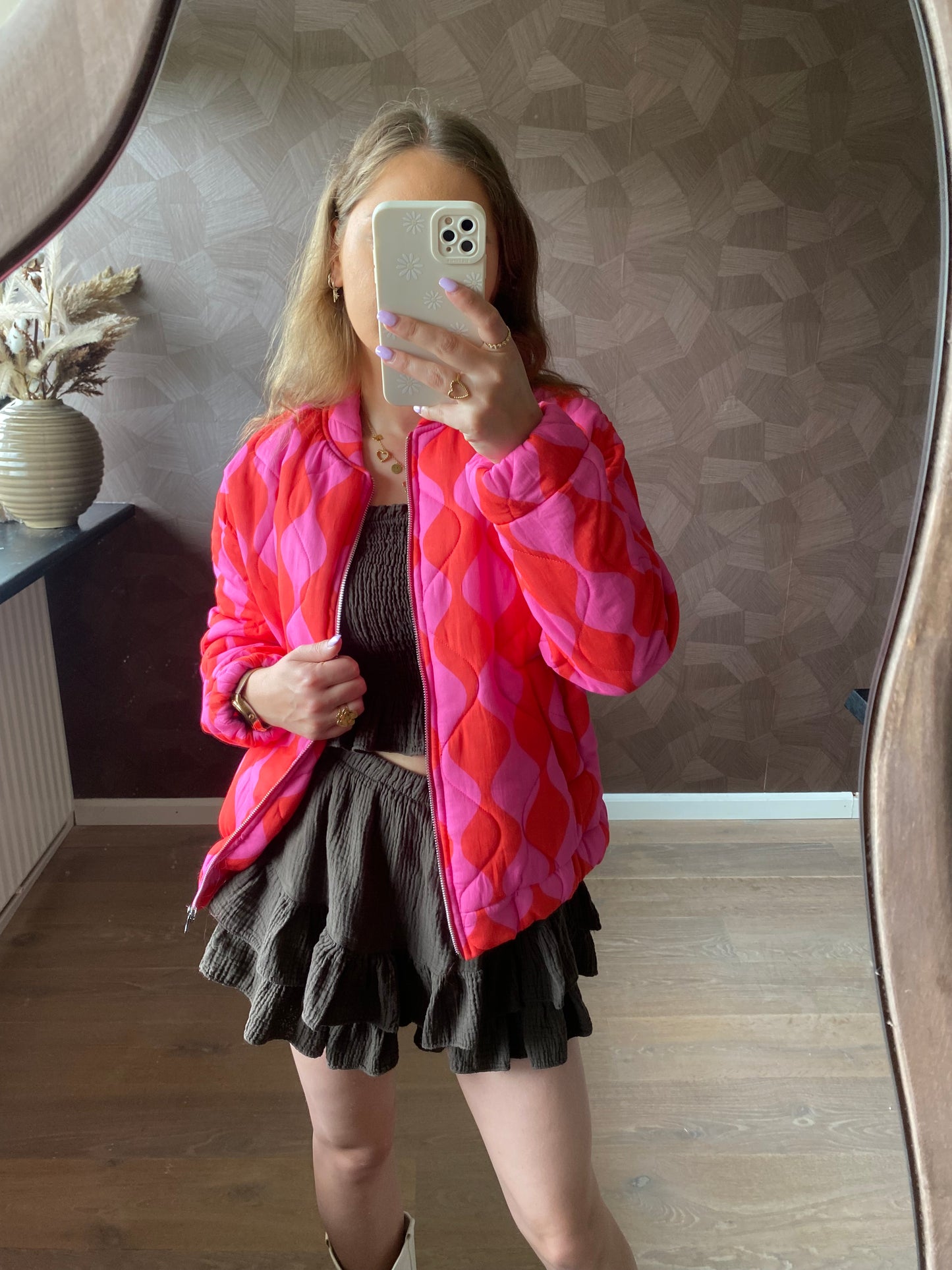 Puck - gewatteerde bomber jas met rood roze print