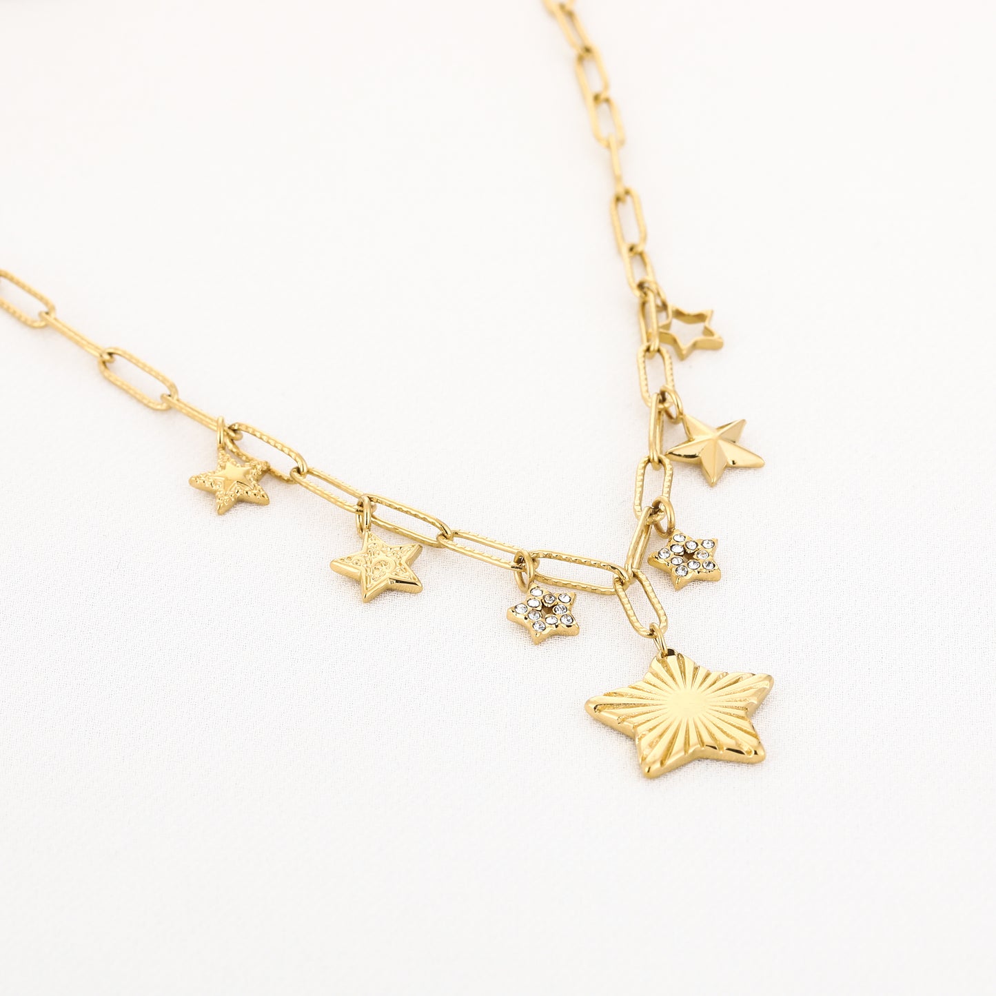 Sterren bedels ketting goud