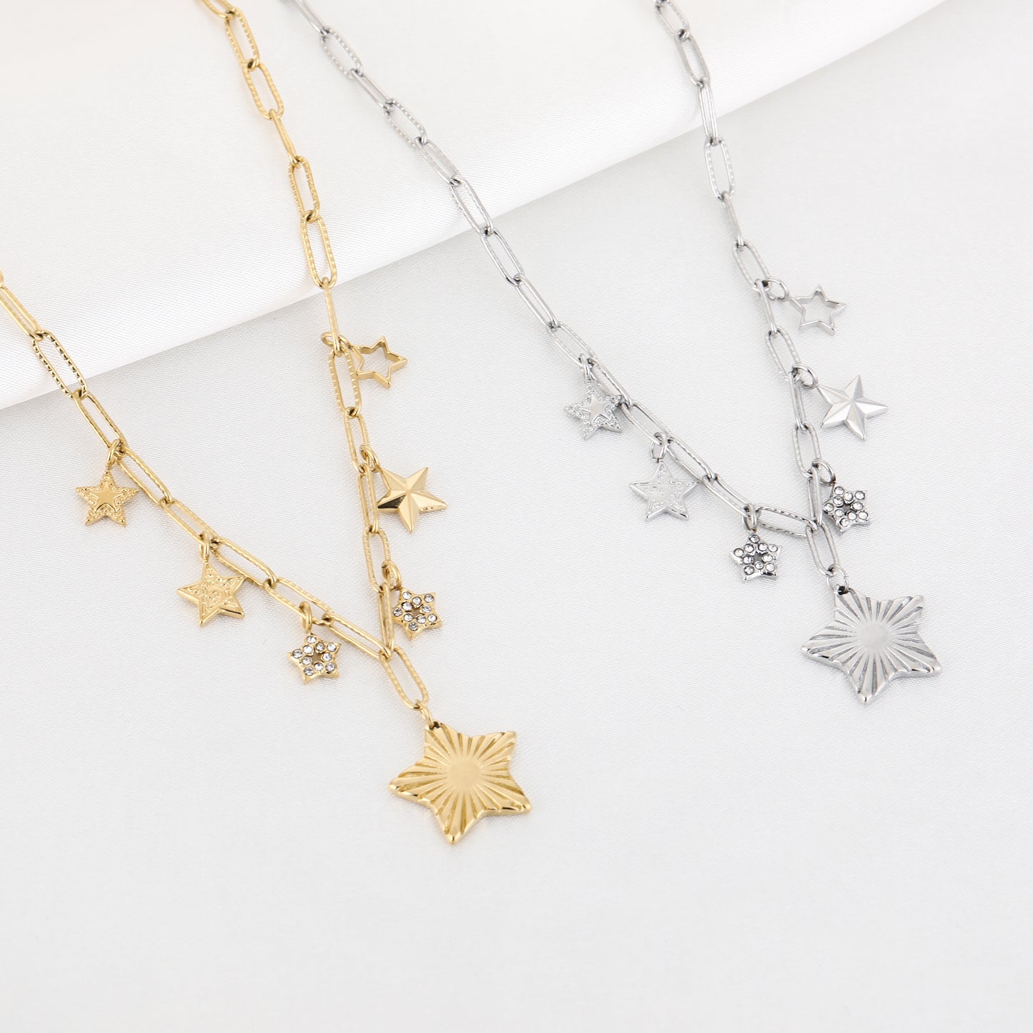 Sterren bedels ketting zilver