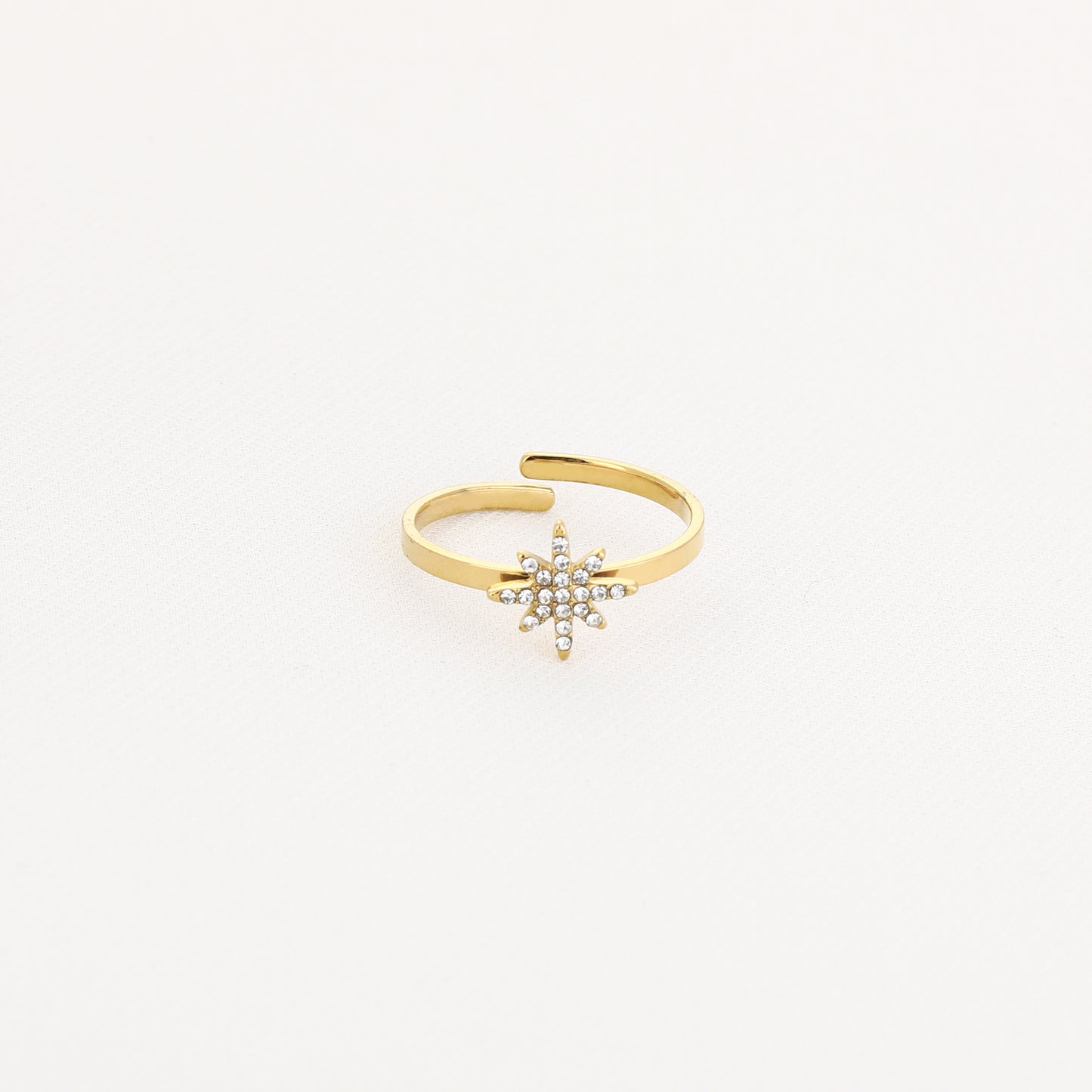 Ster met steentjes ring goud