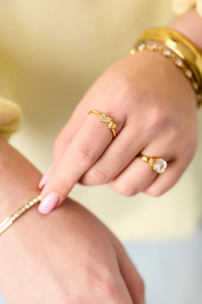 Kleine hartjes ring goud