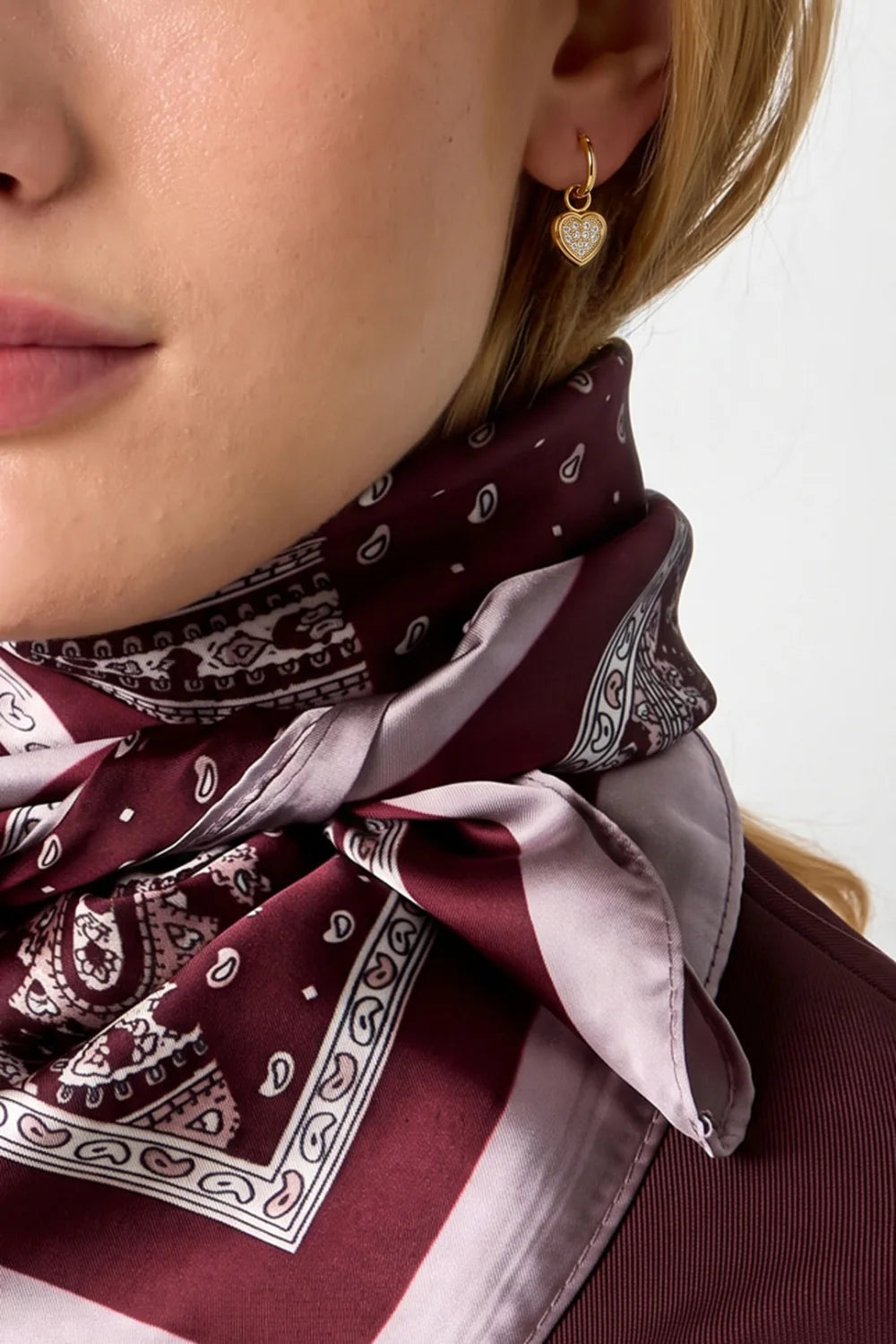 Strass hartjes oorbellen zilver