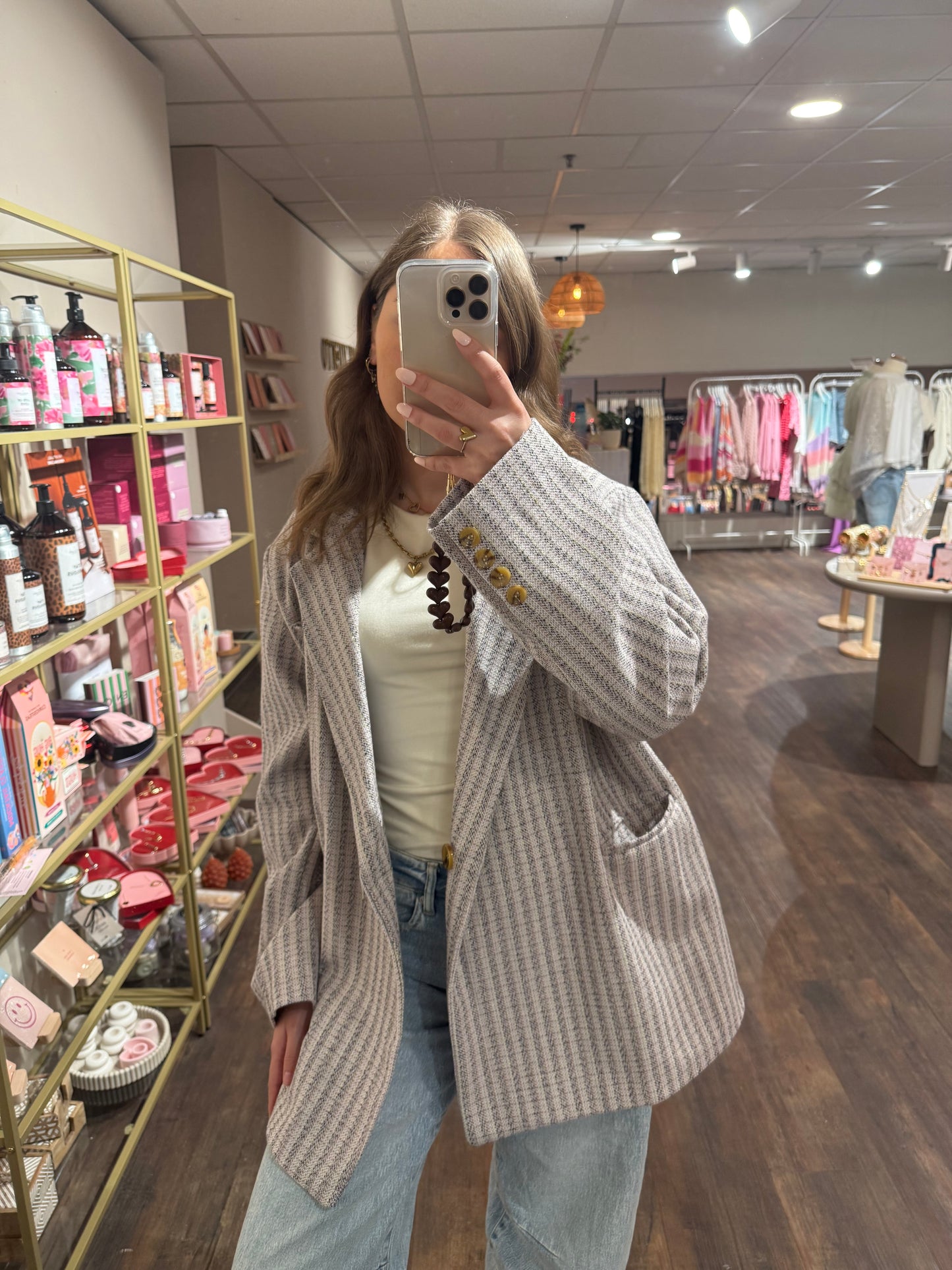 Elegante blazer in zachte kleuren.