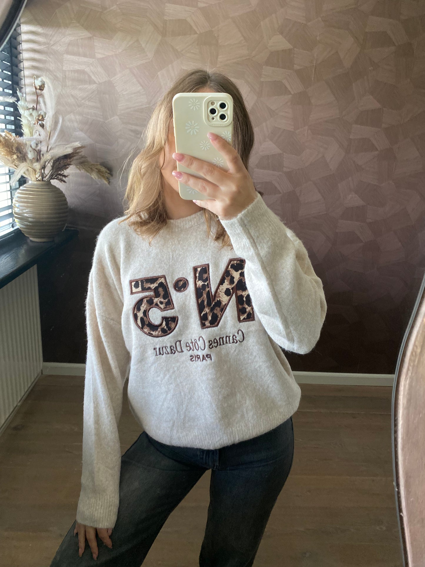 Modieuze trui met panterprint, ideaal voor casual outfits