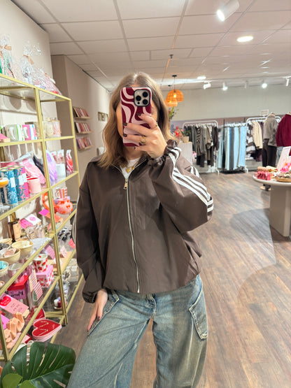 Amira - bruine bomber jas strepen