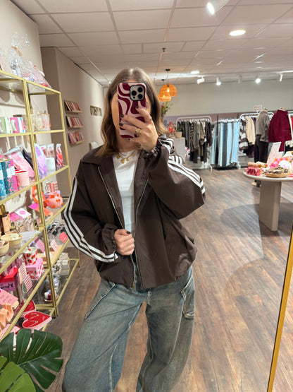 Amira - bruine bomber jas strepen