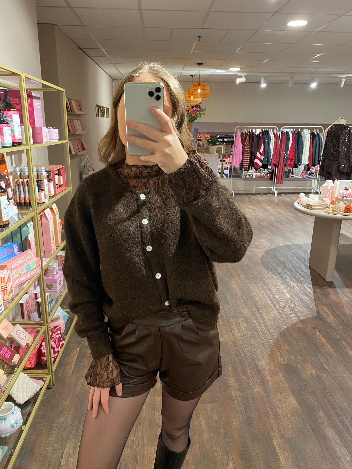 Anna - lace top chocolade bruin