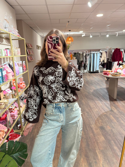 Merel - floral embroidery trui bruin