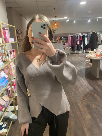 Julie - wrap buckle knit taupe