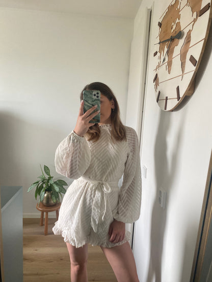 Julie - Playsuit open rug offwhite