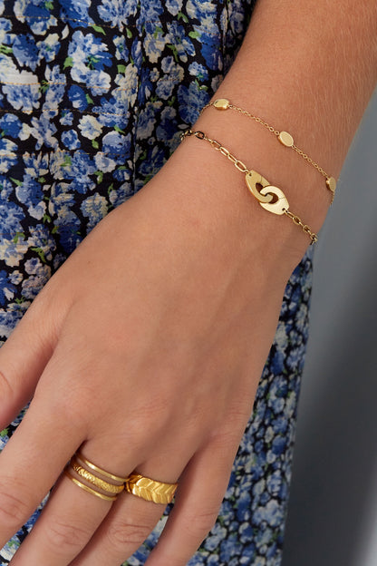 Verbonden schakel armband goud