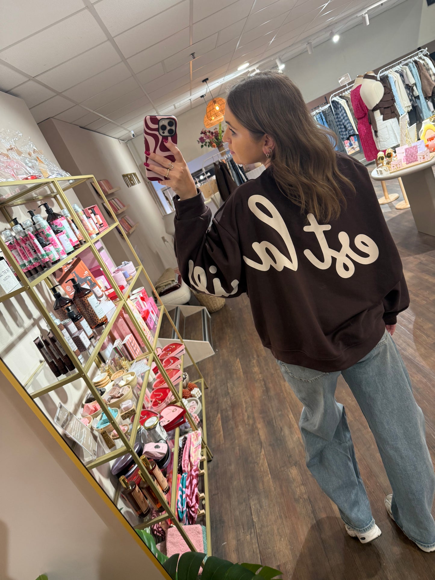 Comfy sweater voor dames in bruin.  