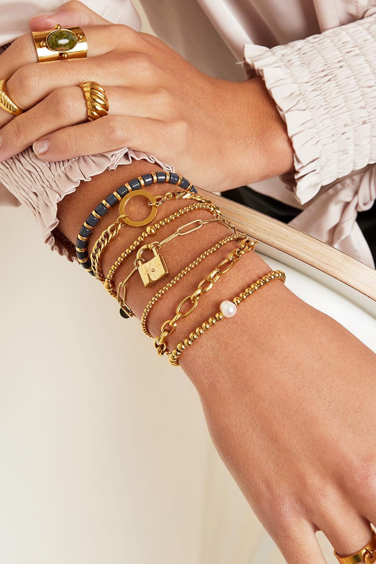 Cute lock armband goud