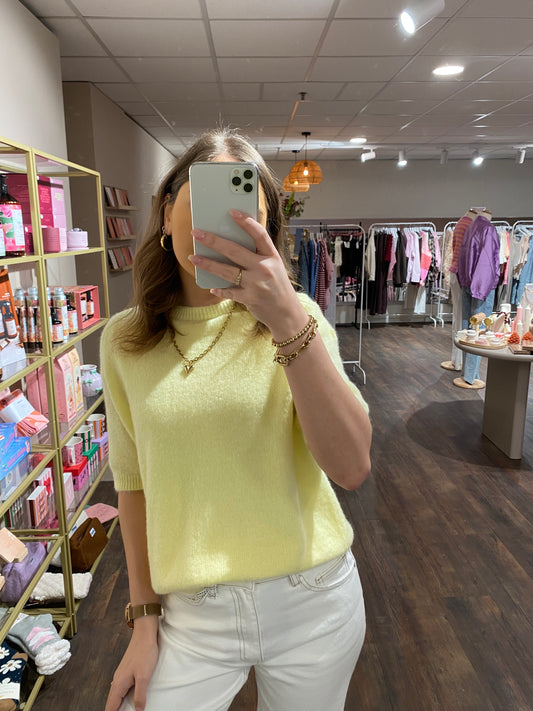 Sophie - alpaca trui korte mouw lichtgeel