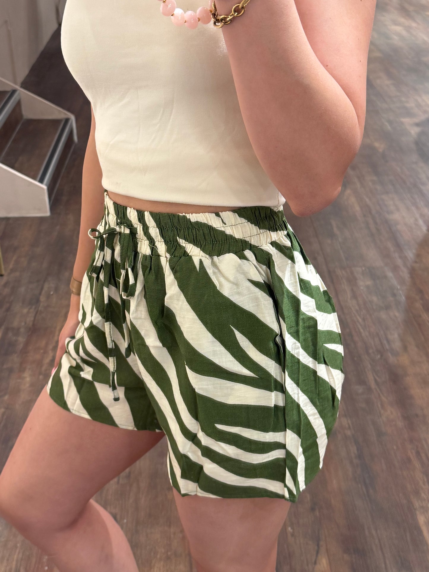 Dames shorts met trendy zebra patroon
