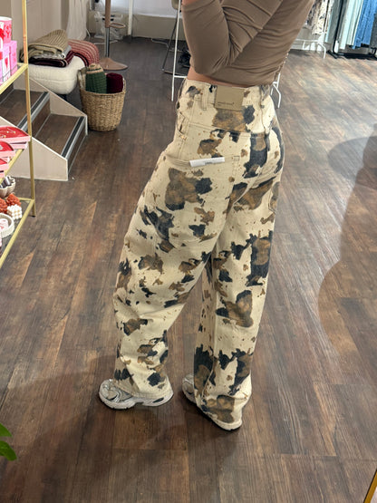 Statement jeans voor festivals en feestjes.  