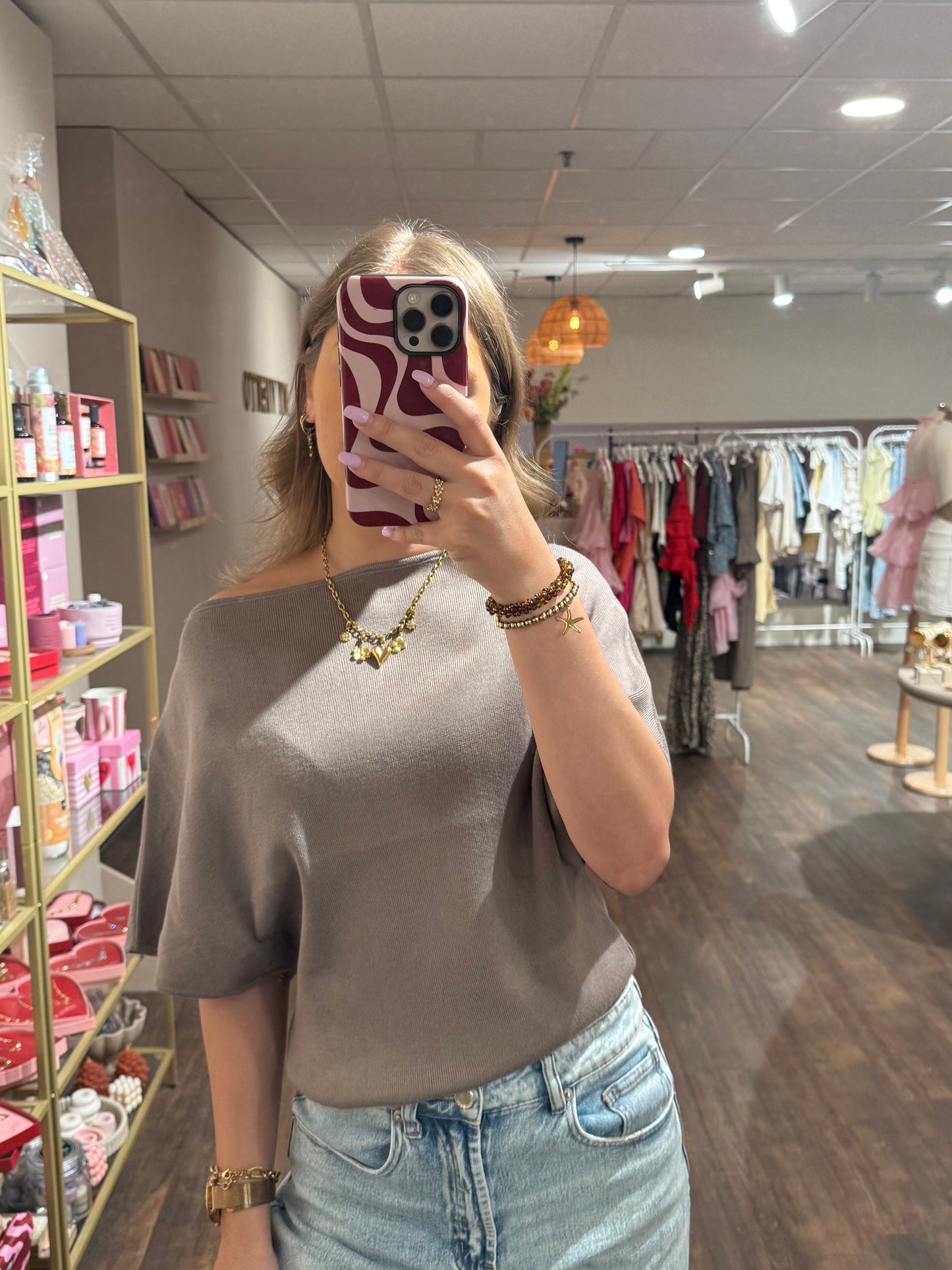 Dames knit top met blote schouders 