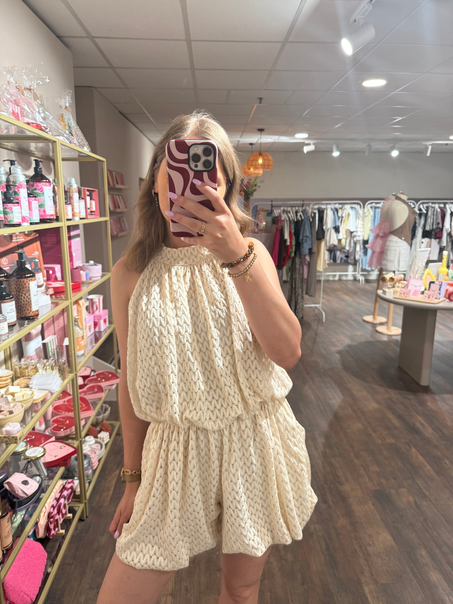 Trendy playsuit van gehaakt materiaal in beige 