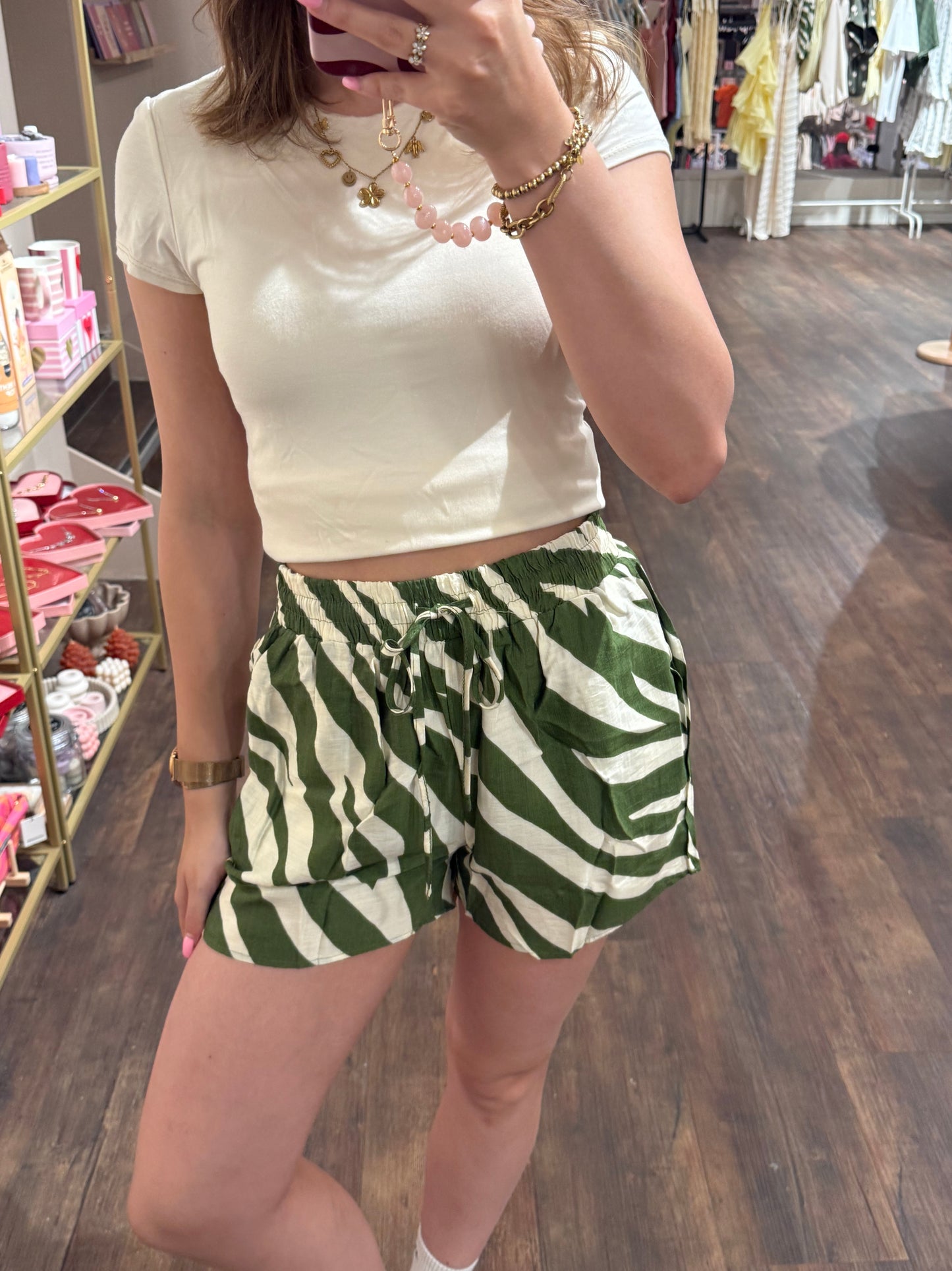 Luchtige short met zebra print