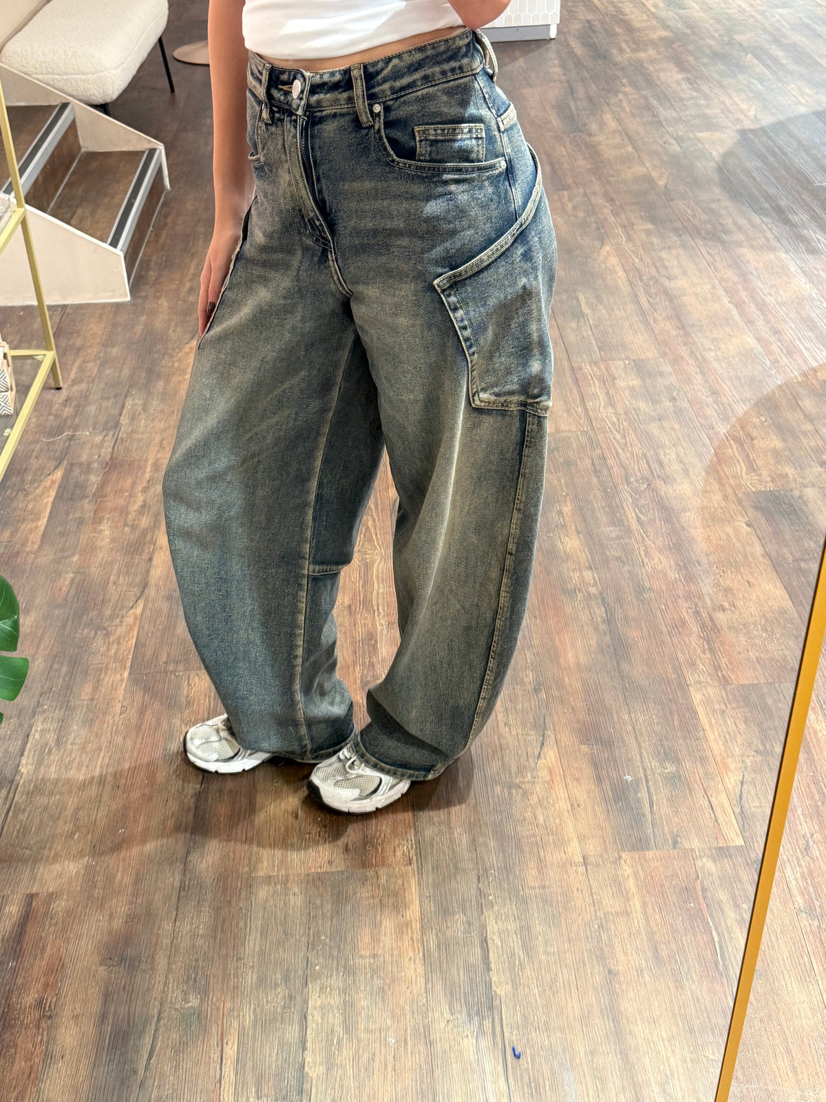 High waist damesjeans met ballonpasvorm. 