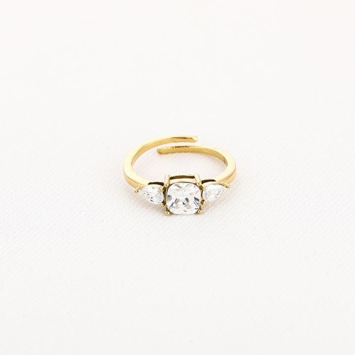 Drie zirkonia steentjes ring goud