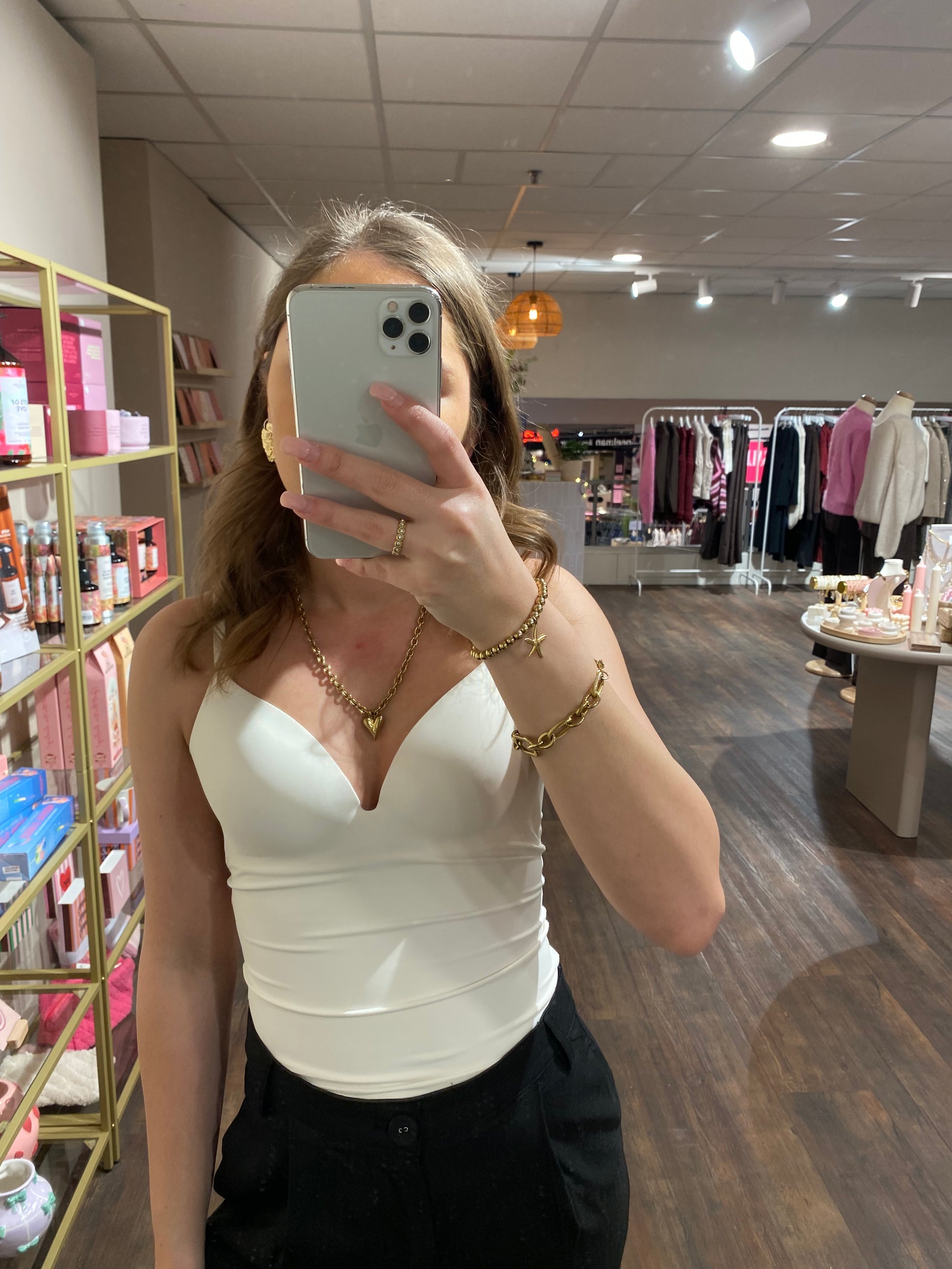 Onzichtbare shapewear body – beugelloze bh