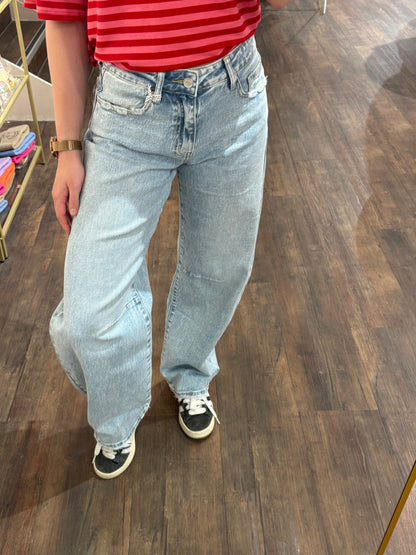 Comfortabele barrel fit broek.