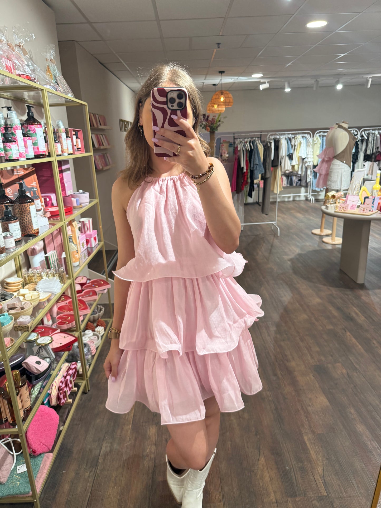 Roze jurk voor zonnige dagen 