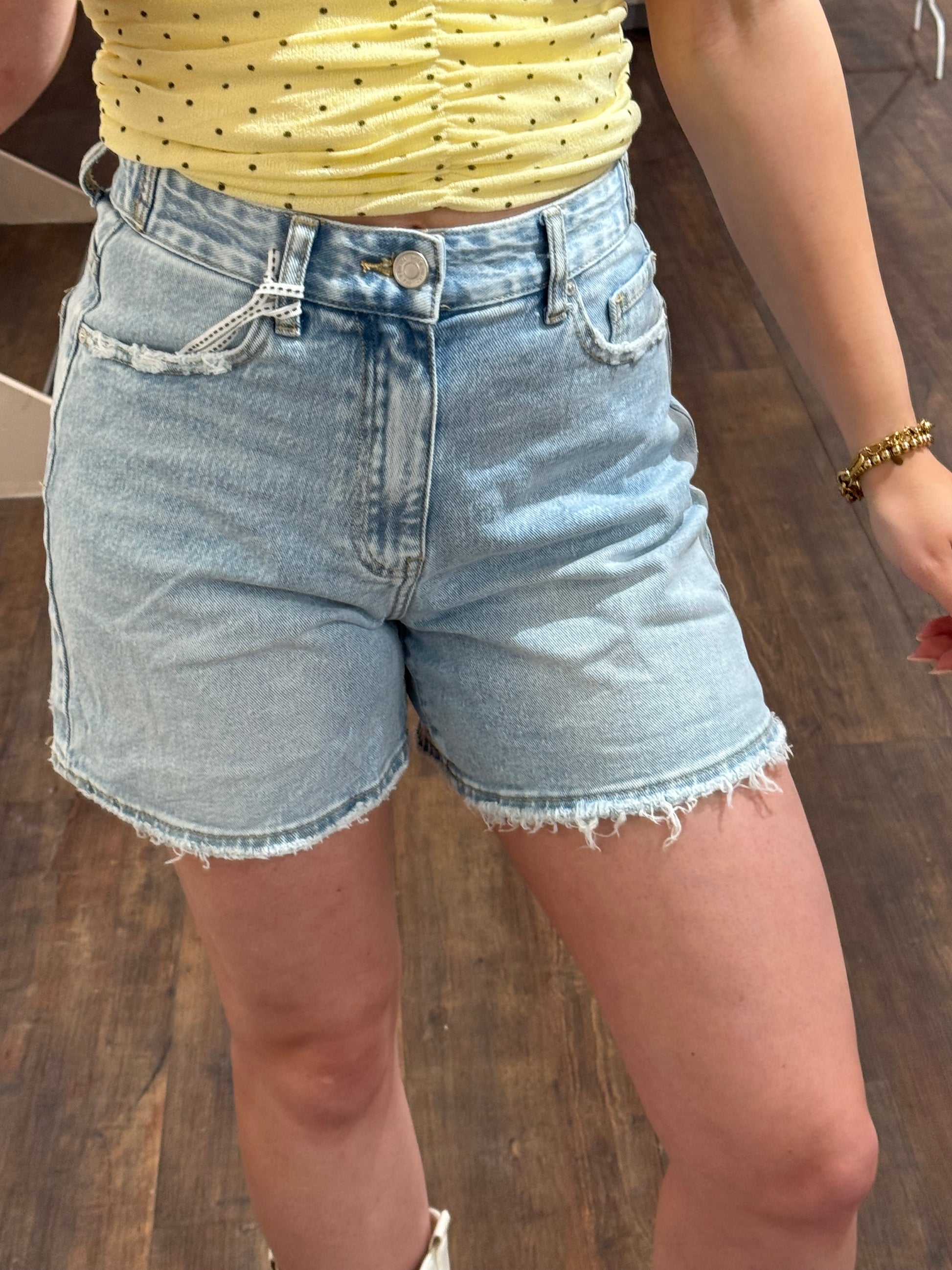 Perfecte short voor het voorjaar.
