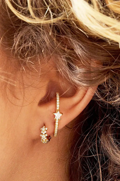 Ster strass hoepel oorbellen goud