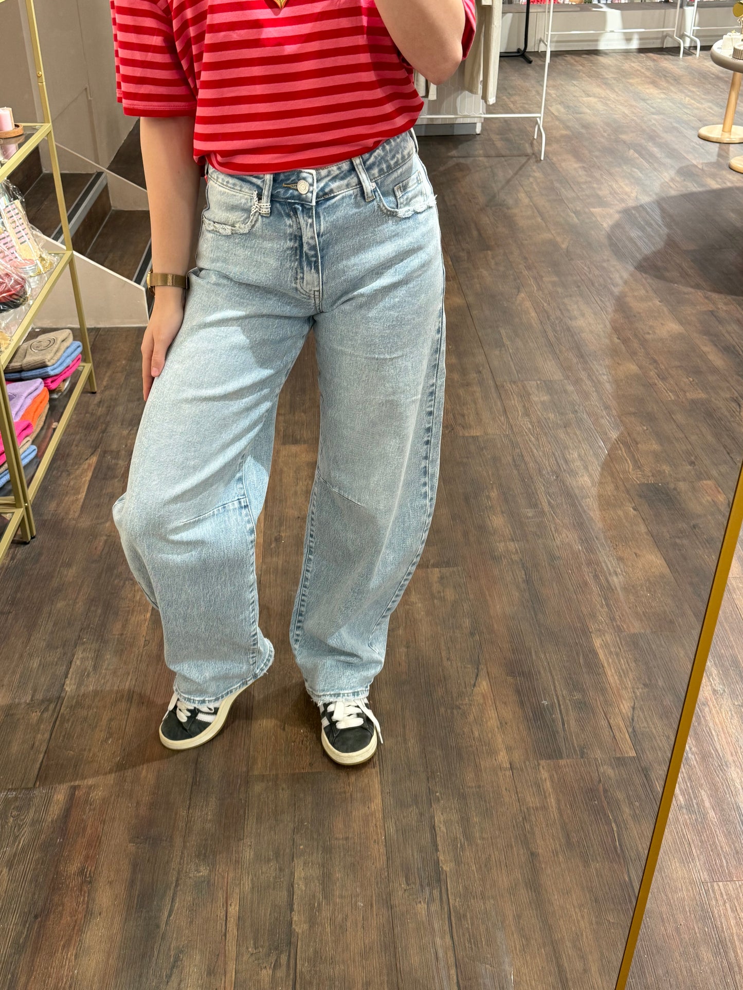 Dames jeans met losse pasvorm.