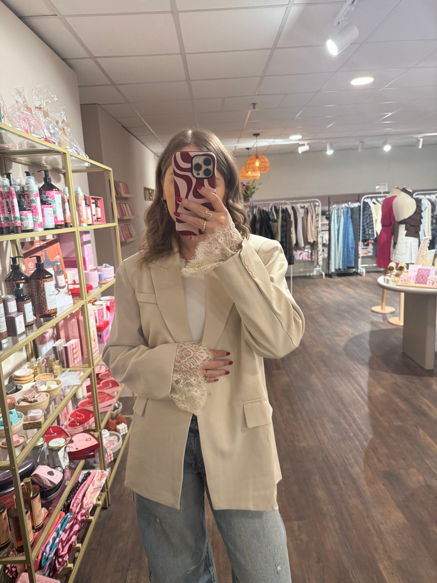 Neutrale crème blazer voor dames.  