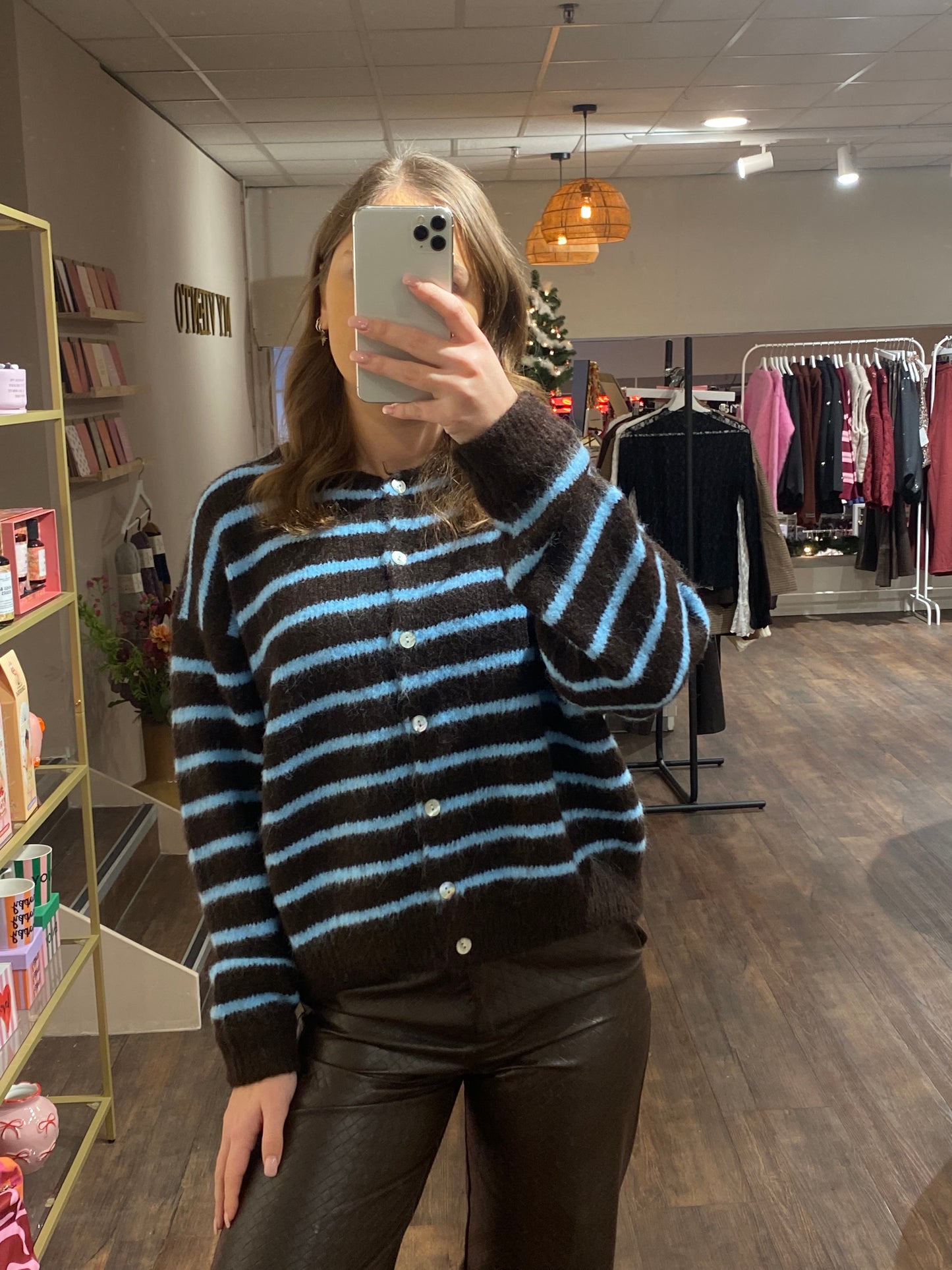 Trendy gestreepte cardigan – bruin met blauw