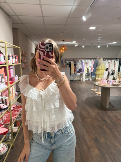 Trendy witte zomer top met romantische uitstraling