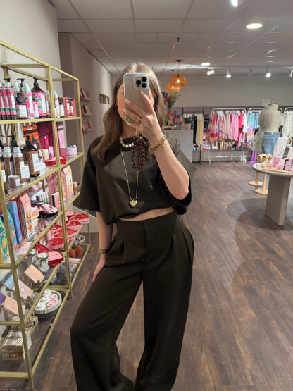 Trendy set met wijde broek voor casual outfits.