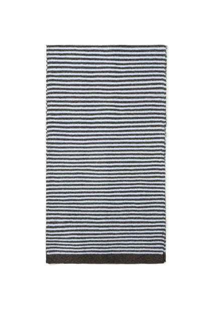 Wintersjaal met strepen blauw
