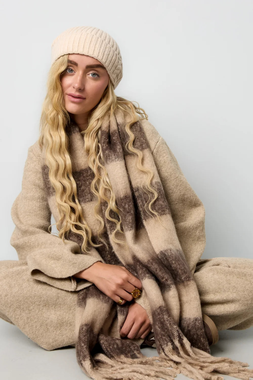 Wintersjaal met strepen bruin