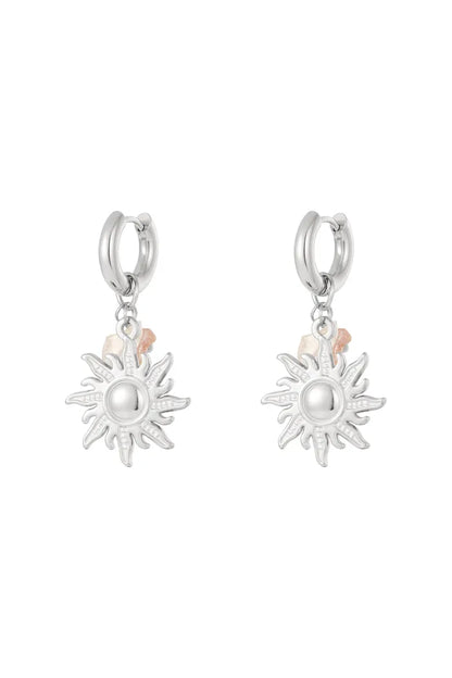 Zon met steentje oorbellen zilver