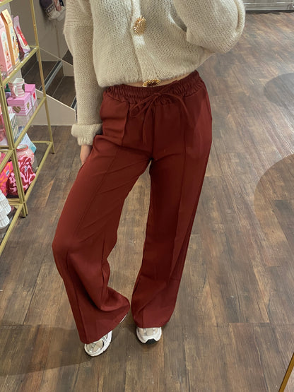 Bordeaux pantalon voor dames, comfortabel en chic tegelijk