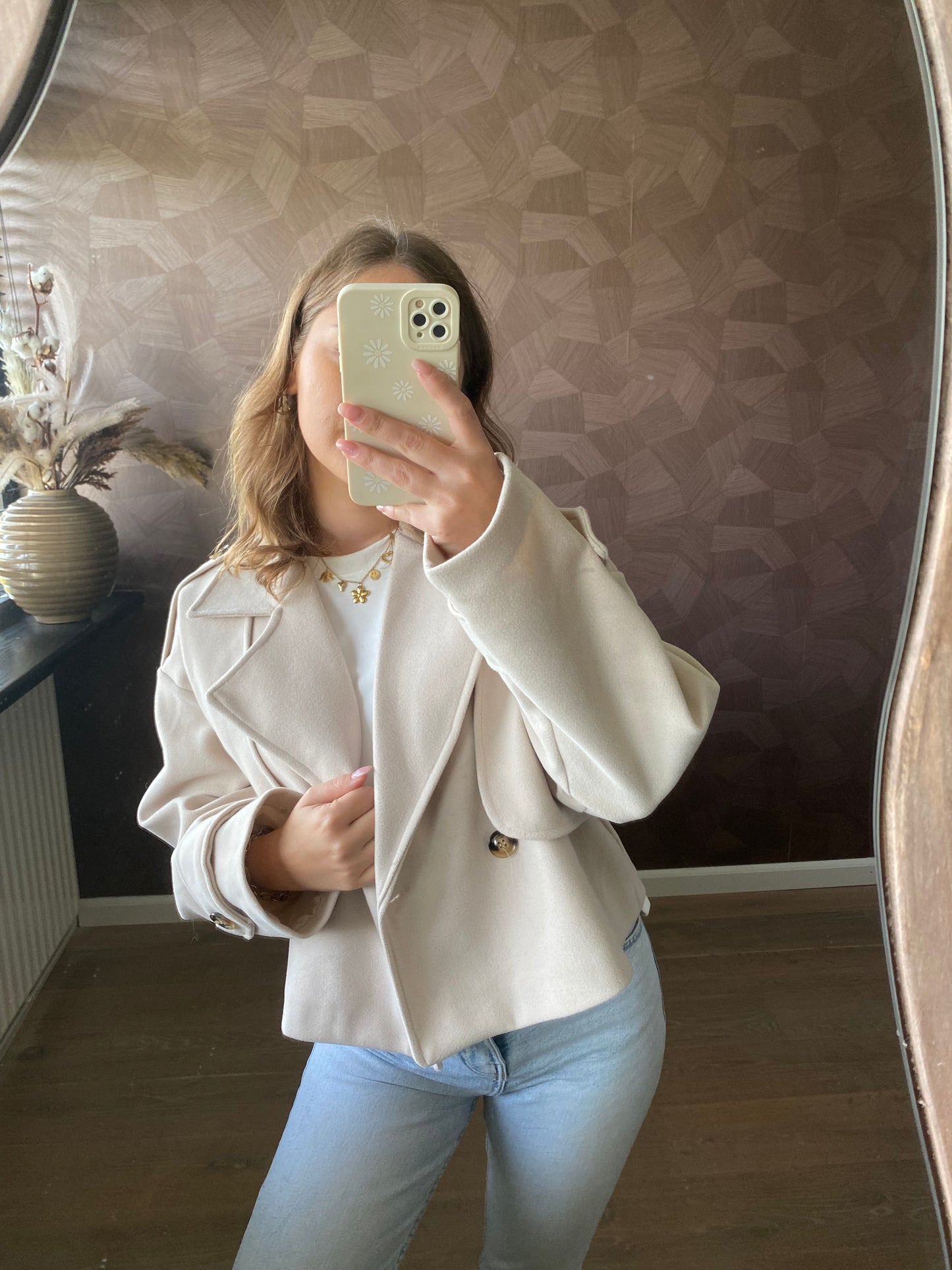 Klassieke trenchcoat in cropped model, beige met double-breasted knopen