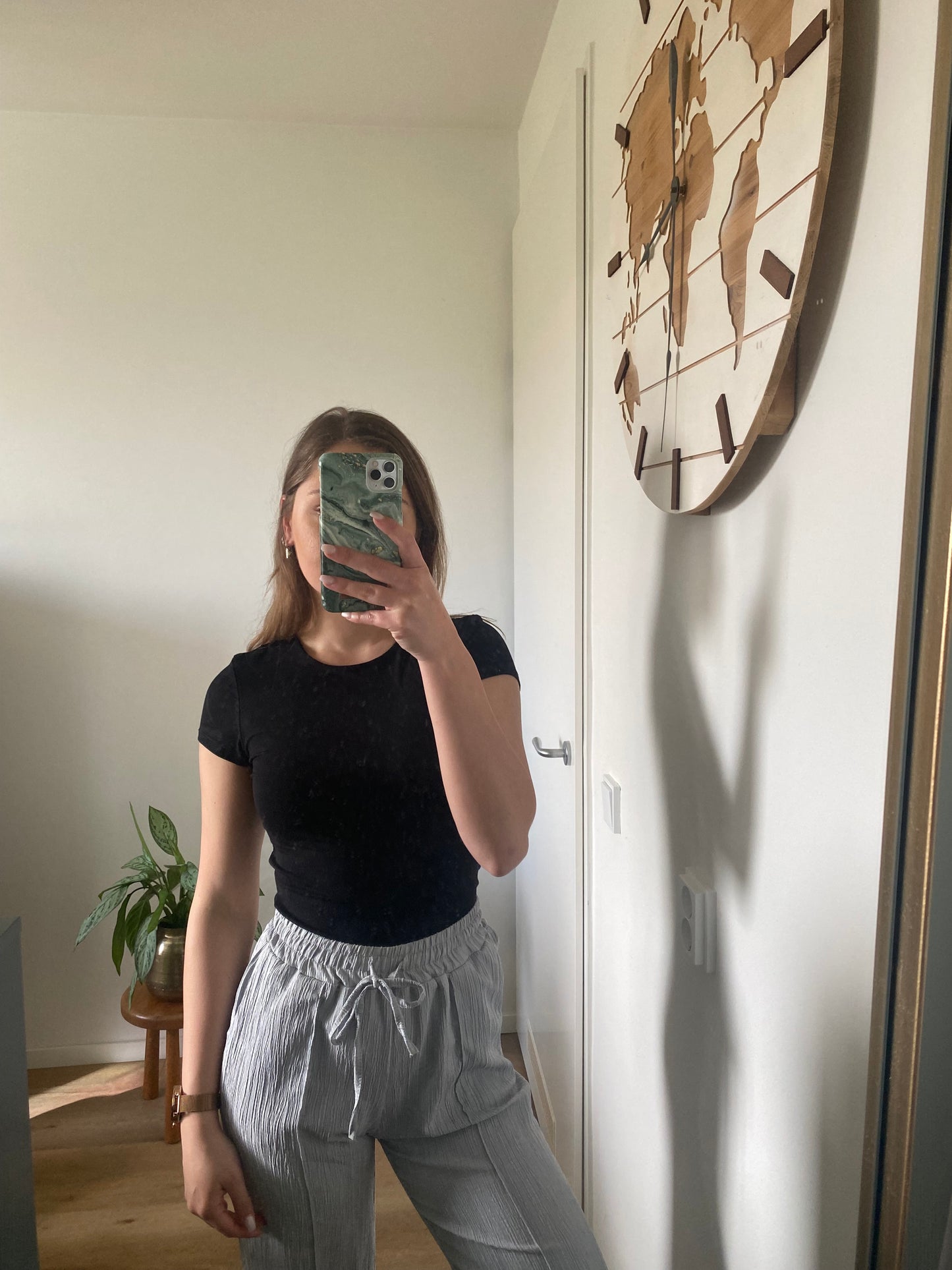 Basic aansluitend shirt met korte mouwen, stretch en dubbelvoering